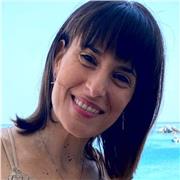 Laureata in lingue impartisce lezioni di doposcuola per bambini di scuola elementare